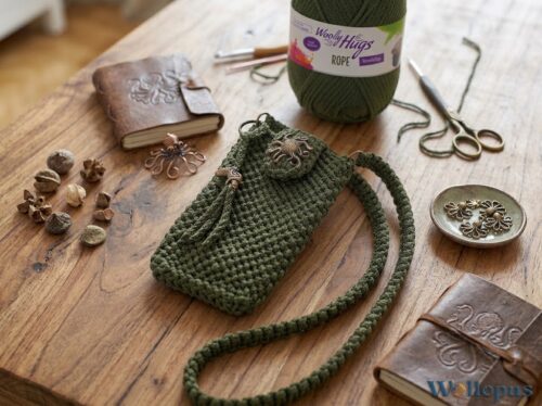 Handytasche in Grün mit Oktopus